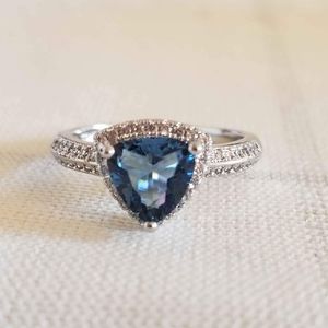 New 925 Silver Trillion Cut Blue Sapphire Diamond Ring for Women